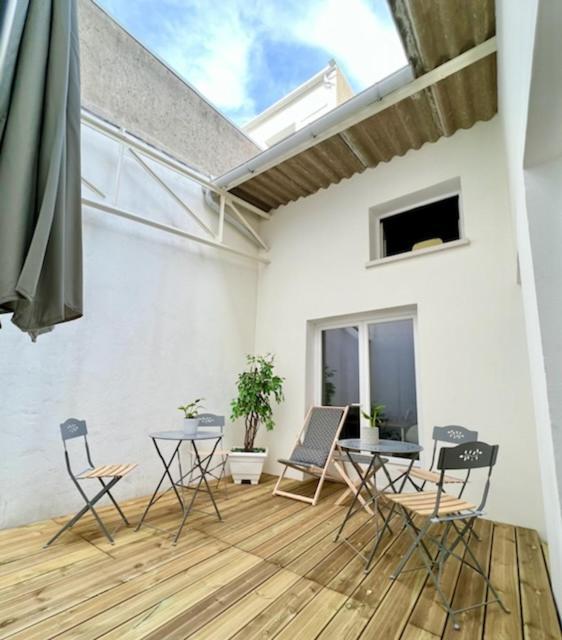 Chambre Alienor D'Aquitaine Бордо Экстерьер фото